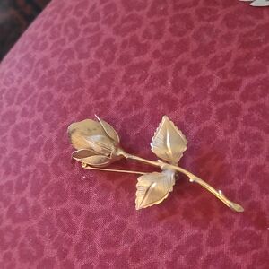 Gold-Tone Giovanni Rose Brooch Pin - Women Jewelry